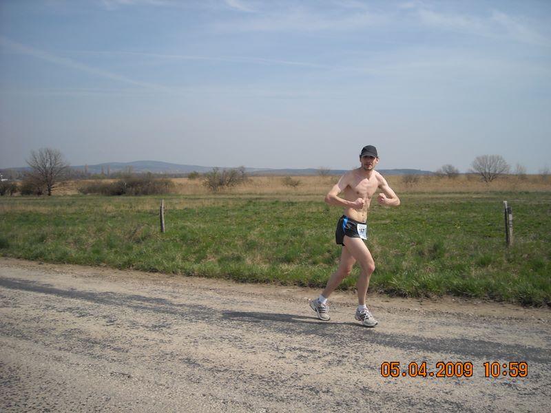 Budapest Run csapat a Velencei-tó körül budapest_run_129.jpg budapest_run_129.jpg